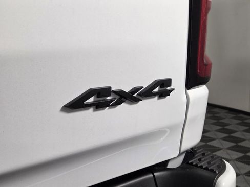 New 2026 RAM 1500 Big Horn AWD/4WD image 6