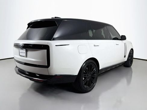 Used 2024 Land Rover Range Rover Long Wheelbase SE AWD/4WD image 5