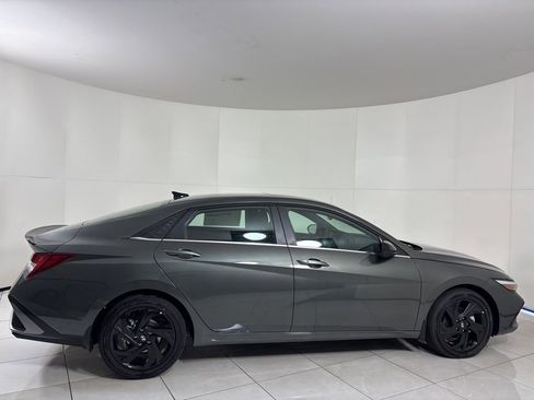 New 2026 Hyundai Elantra SEL Sport image 6