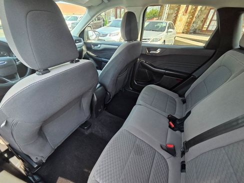 Used 2021 Ford Escape SE FWD image 14