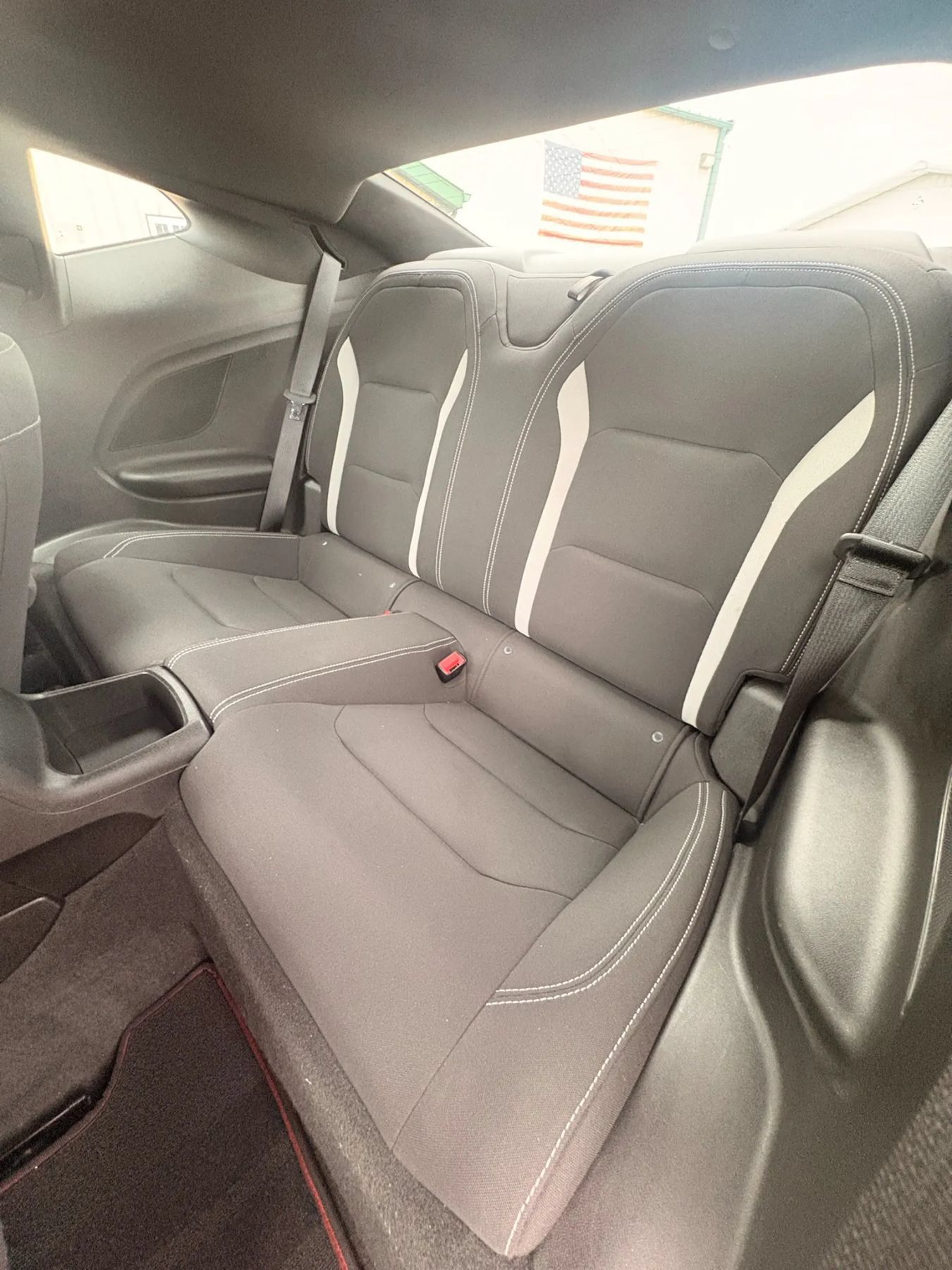 Used 2018 Chevrolet Camaro SS RWD image 27