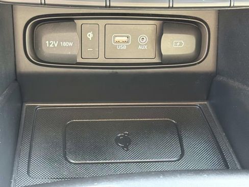 Used 2020 Hyundai Santa Fe Limited image 26