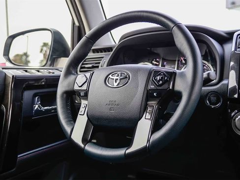 Used 2023 Toyota 4Runner TRD Off-Road Premium image 15