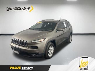 Used 2016 Jeep Cherokee Latitude w/ Comfort/Convenience Group AWD/4WD video 1