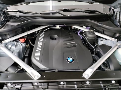 Used 2026 BMW X5 sDrive40i w/ M Sport Package RWD image 27