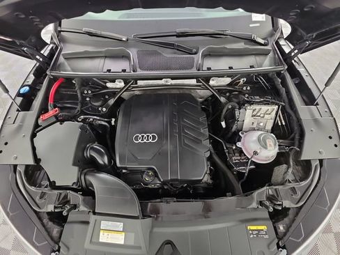 Used 2023 Audi Q5 2.0T Premium w/ Convenience Package AWD/4WD image 48