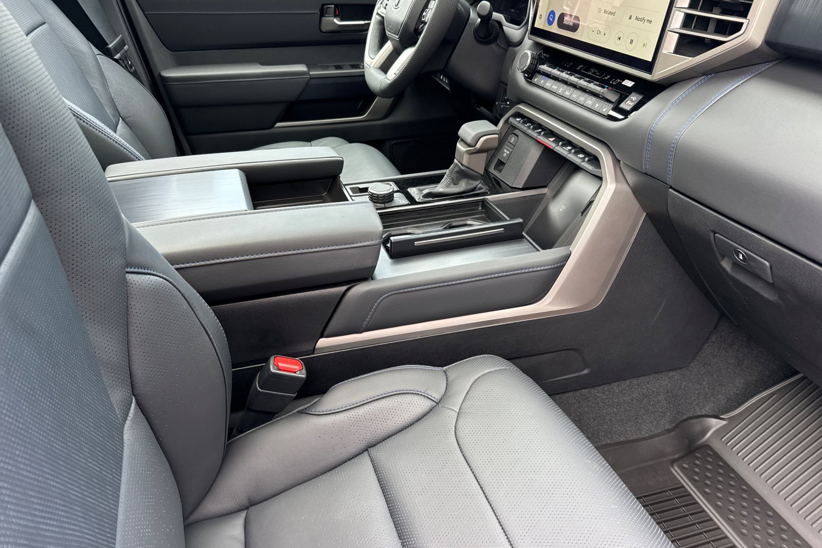 Certified 2026 Toyota Sequoia Platinum AWD/4WD image 23