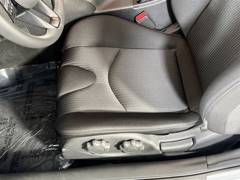 Used 2024 Nissan Z Sport w/ Floor Mat Package image 18