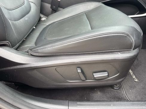 Used 2022 Hyundai Tucson Limited FWD image 12