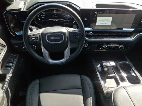 Used 2024 GMC Sierra 1500 Elevation w/ Elevation Premium Package AWD/4WD image 11