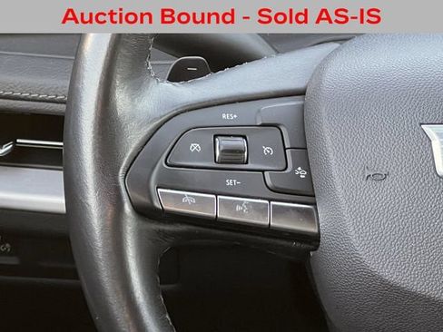 Used 2025 Cadillac XT4 Premium Luxury FWD image 12