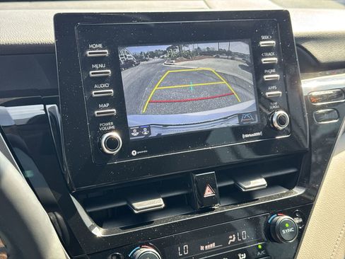 Used 2024 Toyota Camry SE image 25