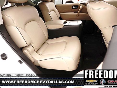 Used 2024 Nissan Armada SL w/ Captain's Chairs Package RWD image 17