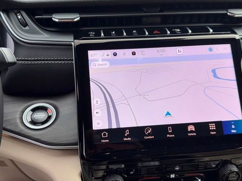 New 2025 Jeep Grand Cherokee L Limited image 13