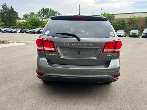 Used 2012 Dodge Journey SXT FWD image 6