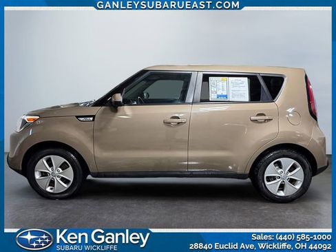 Used 2016 Kia Soul image 2
