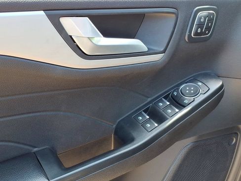 Used 2023 Ford Escape Platinum AWD/4WD image 14