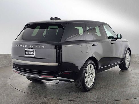 New 2026 Land Rover Range Rover Long Wheelbase SE AWD/4WD image 5