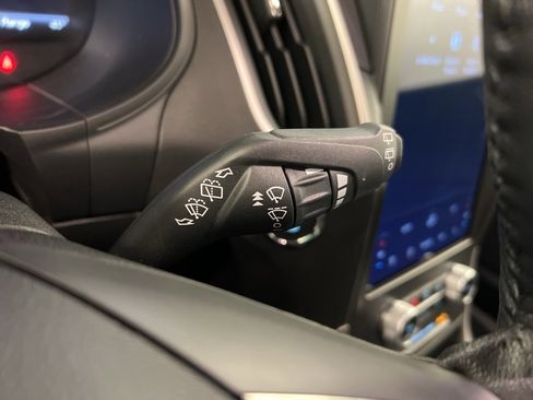 Certified 2022 Ford Edge SEL w/ Convenience Package image 21