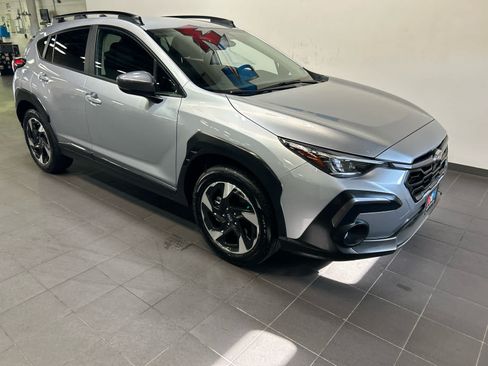 Used 2026 Subaru Crosstrek 2.5i Limited AWD/4WD image 2