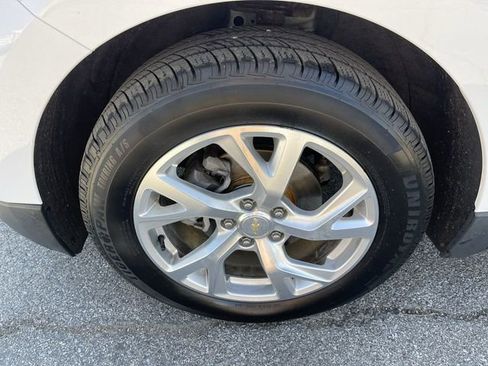 Used 2020 Chevrolet Equinox Premier AWD/4WD image 10