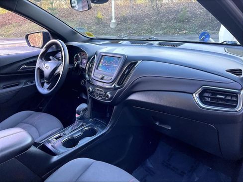 Used 2022 Chevrolet Equinox RS image 14