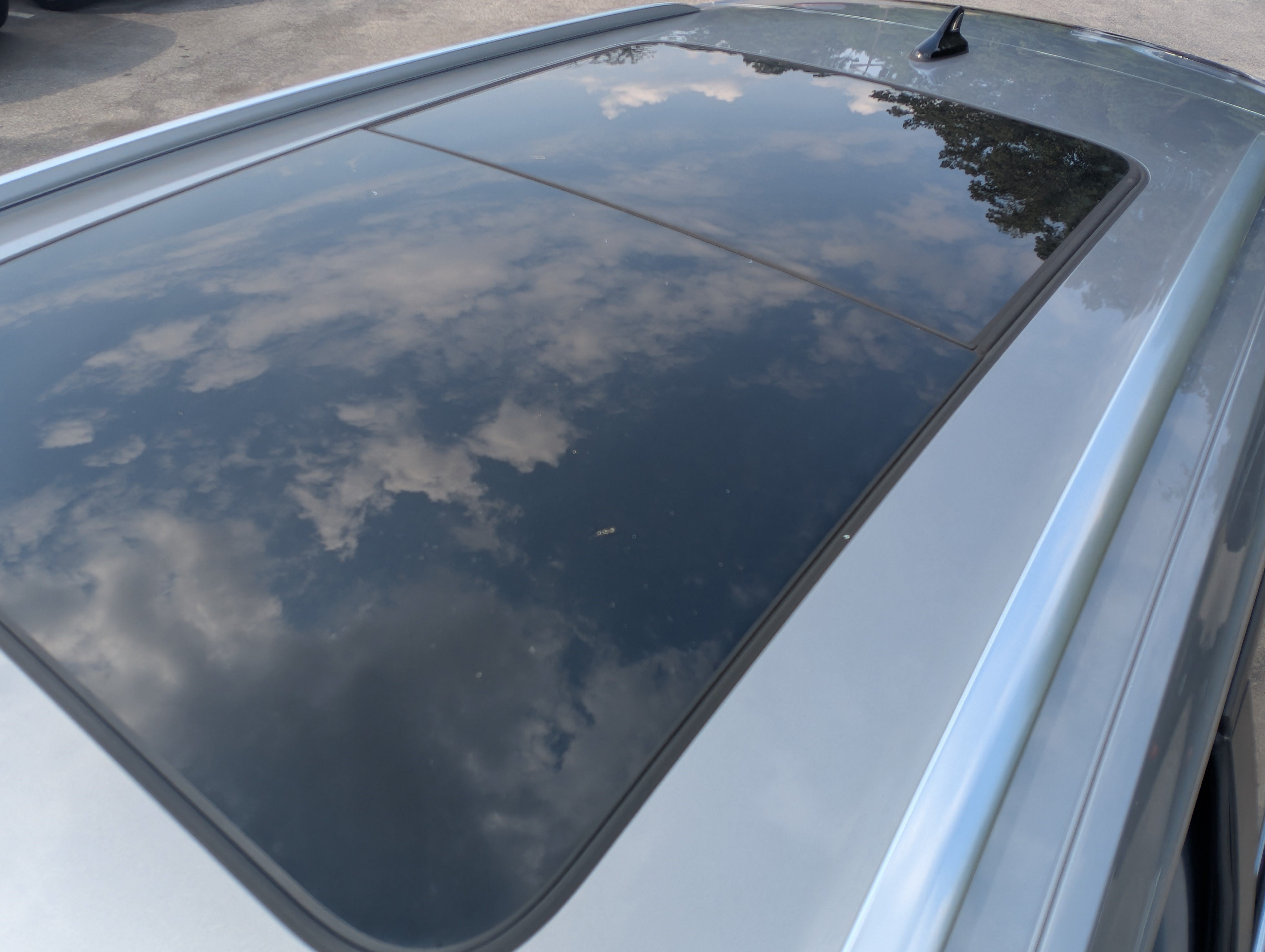 Used 2026 Volkswagen Atlas Cross Sport SE w/ Panoramic Sunroof Package FWD image 14