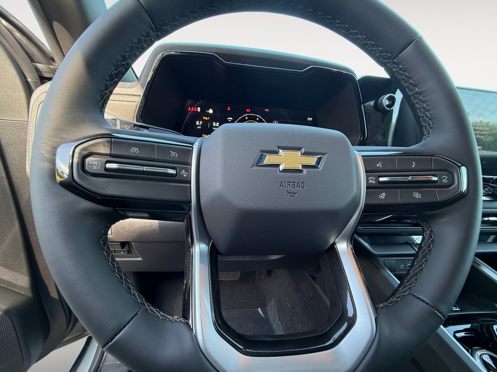 New 2026 Chevrolet Colorado LT w/ LT Convenience Package AWD/4WD image 11