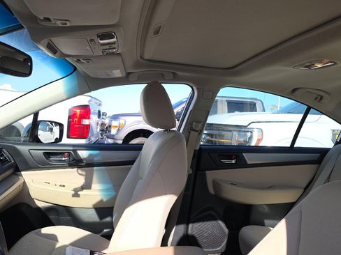 Used 2015 Subaru Legacy 2.5i Premium image 12