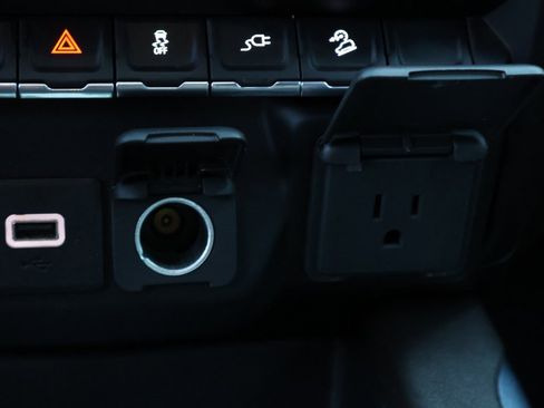 Used 2021 Chevrolet Silverado 1500 LT Trail Boss w/ Convenience Package II image 45