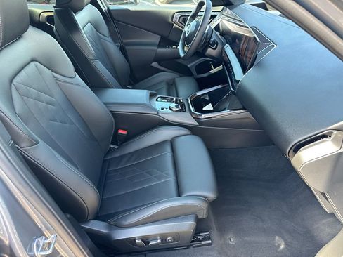 Used 2025 BMW X3 xDrive30i w/ Premium Package AWD/4WD image 16