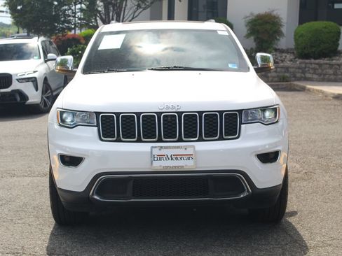 Used 2022 Jeep Grand Cherokee Limited AWD/4WD image 2