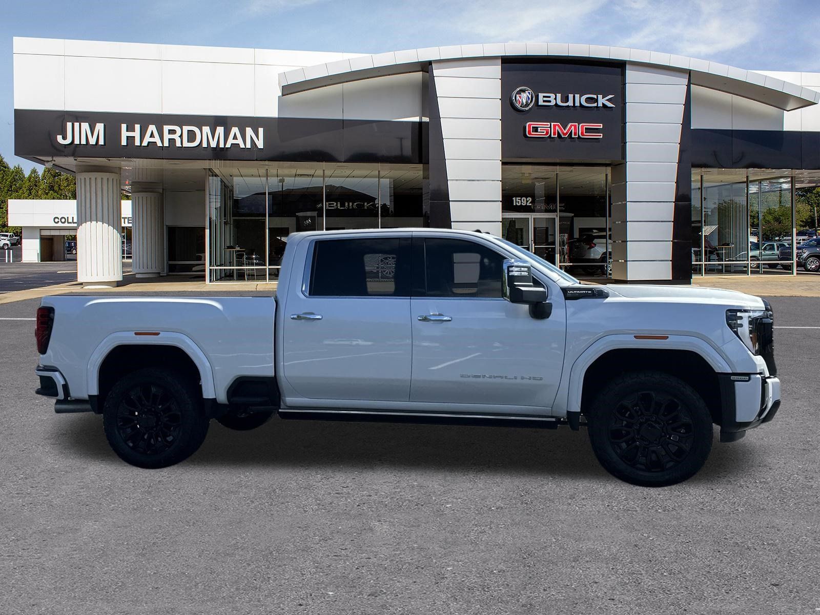 Used 2025 GMC Sierra 2500 Denali Ultimate AWD/4WD image 8