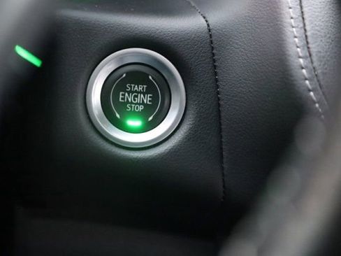 Used 2022 Chevrolet Tahoe LT image 9