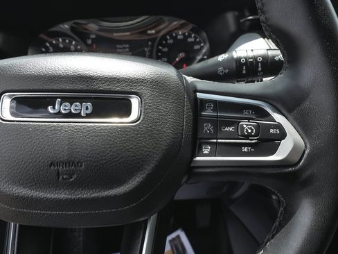 Used 2025 Jeep Compass Limited AWD/4WD image 20