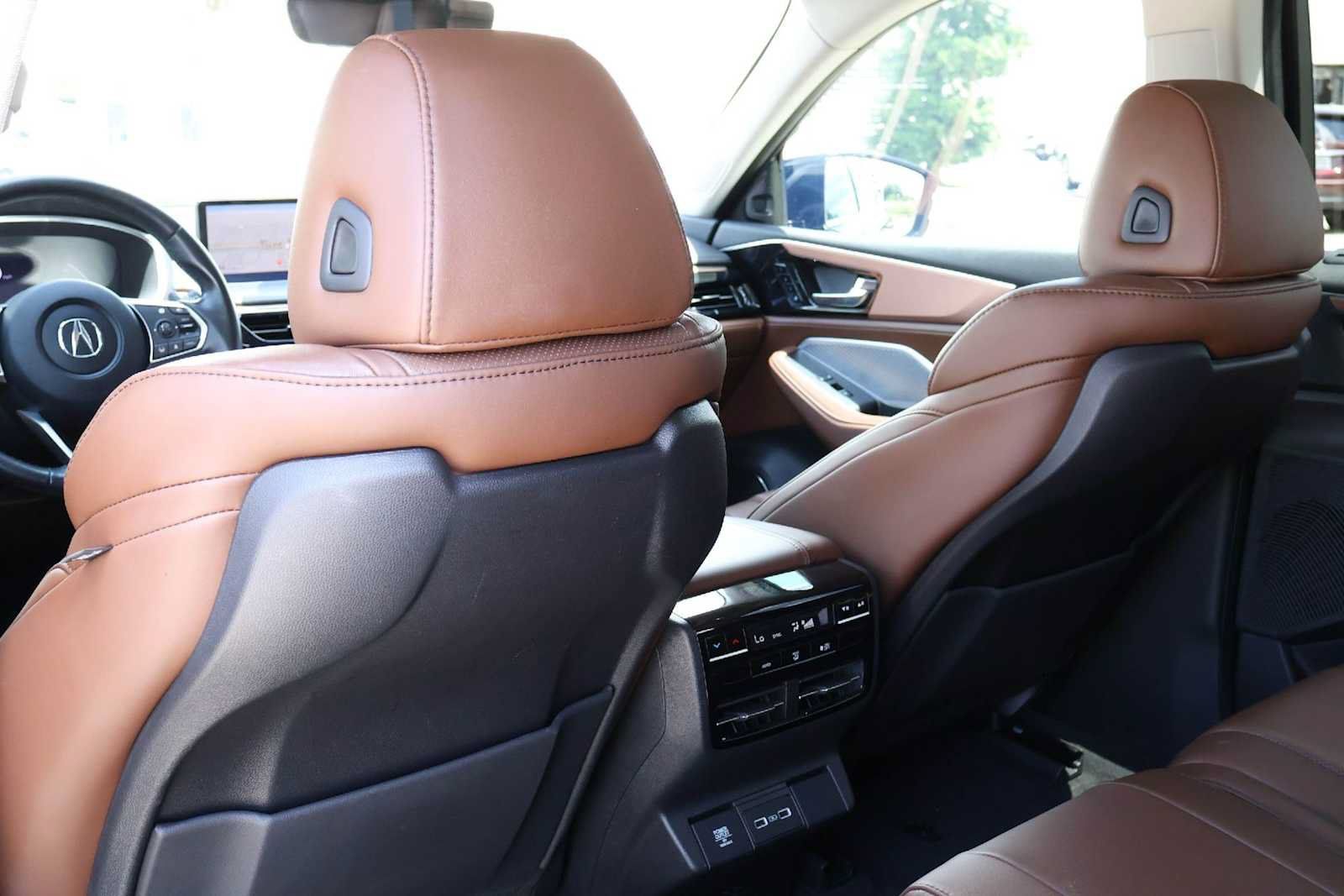 Certified 2023 Acura MDX w/ Technology Package FWD image 12