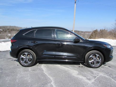 Used 2023 Ford Escape ST-Line image 8