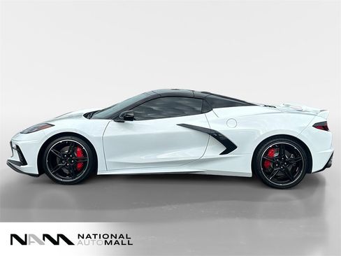 Used 2022 Chevrolet Corvette Stingray Premium Conv w/ Z51 Performance Package image 2