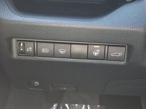 Used 2022 Toyota RAV4 XSE w/ XSE Grade Weather Package AWD/4WD image 28