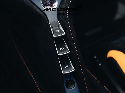 Used 2024 McLaren 750S Spider RWD image 29