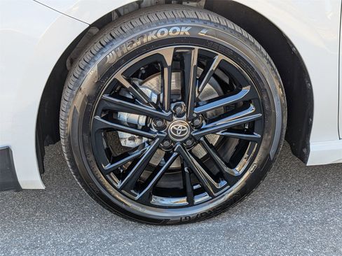 Used 2025 Toyota Camry SE image 10