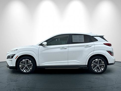 Used 2023 Hyundai Kona SE w/ Cargo Package image 7