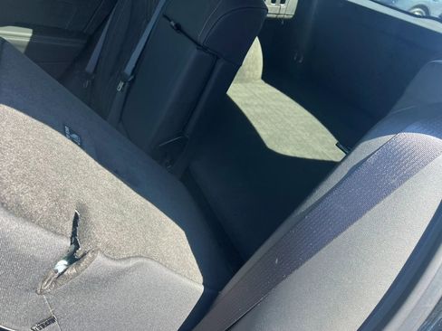 Used 2023 Buick Envision Avenir AWD/4WD image 33