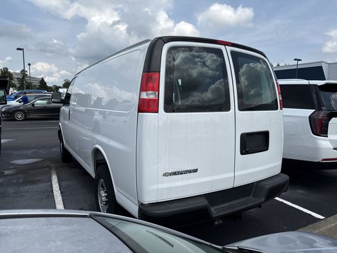 New 2025 Chevrolet Express 2500 w/ Driver Convenience Package image 5