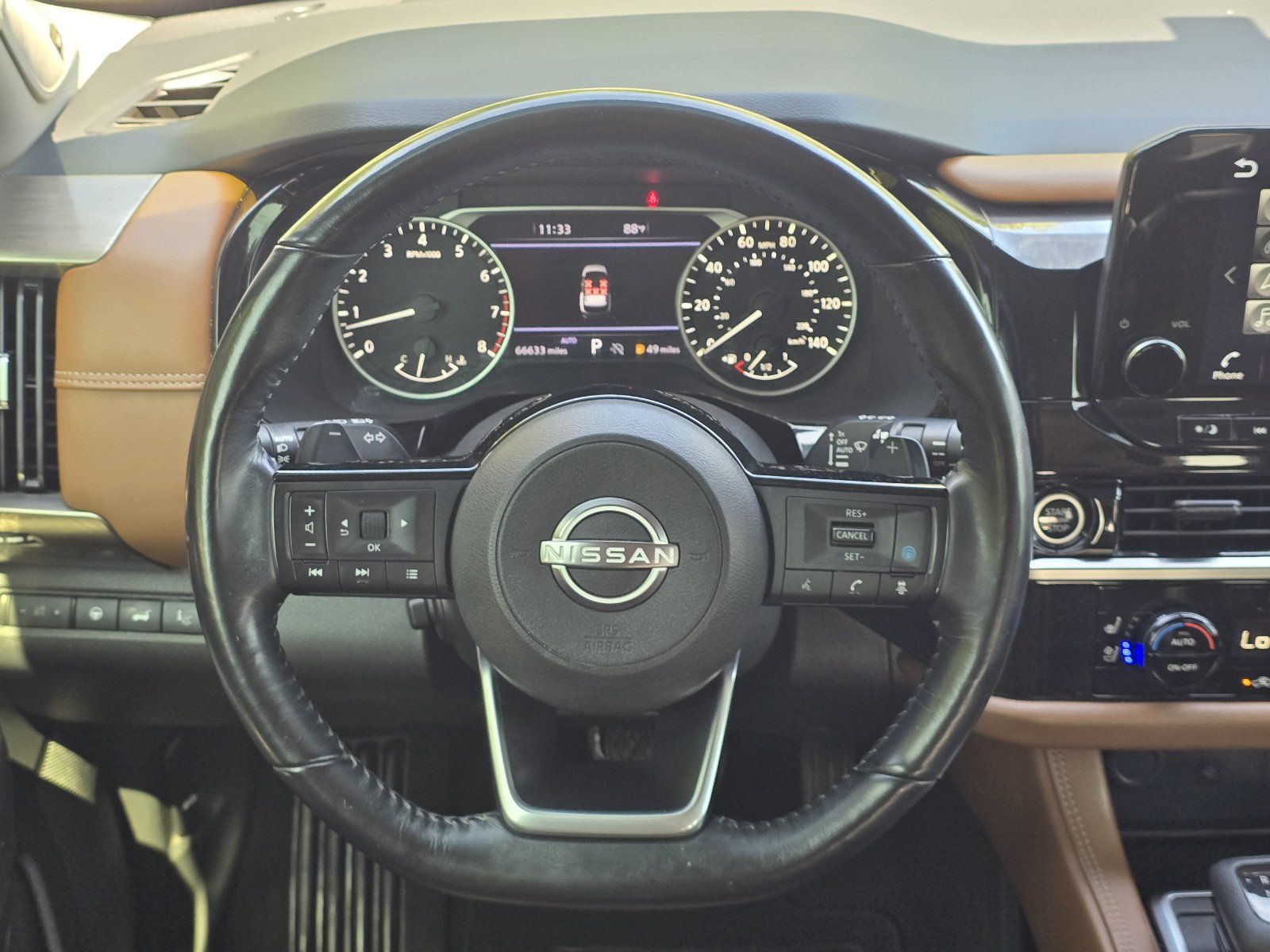 Used 2022 Nissan Pathfinder Platinum AWD/4WD image 14