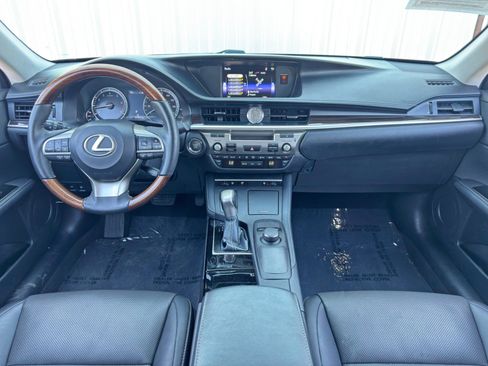 Used 2018 Lexus ES 350 w/ Premier Package image 11