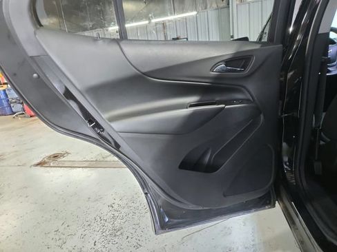 Used 2020 Chevrolet Equinox LT FWD image 21