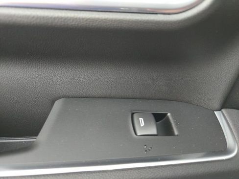 Used 2026 GMC Sierra 1500 SLE w/ LPO, GMC Protection Package image 40