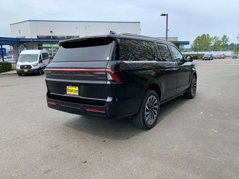 New 2026 Lincoln Navigator L Black Label AWD/4WD image 7