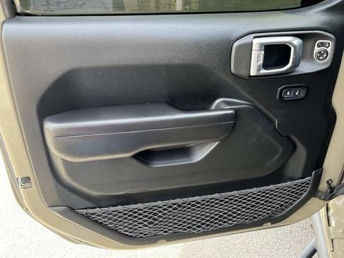 Used 2020 Jeep Gladiator Sport w/ Quick Order Package 24S image 25